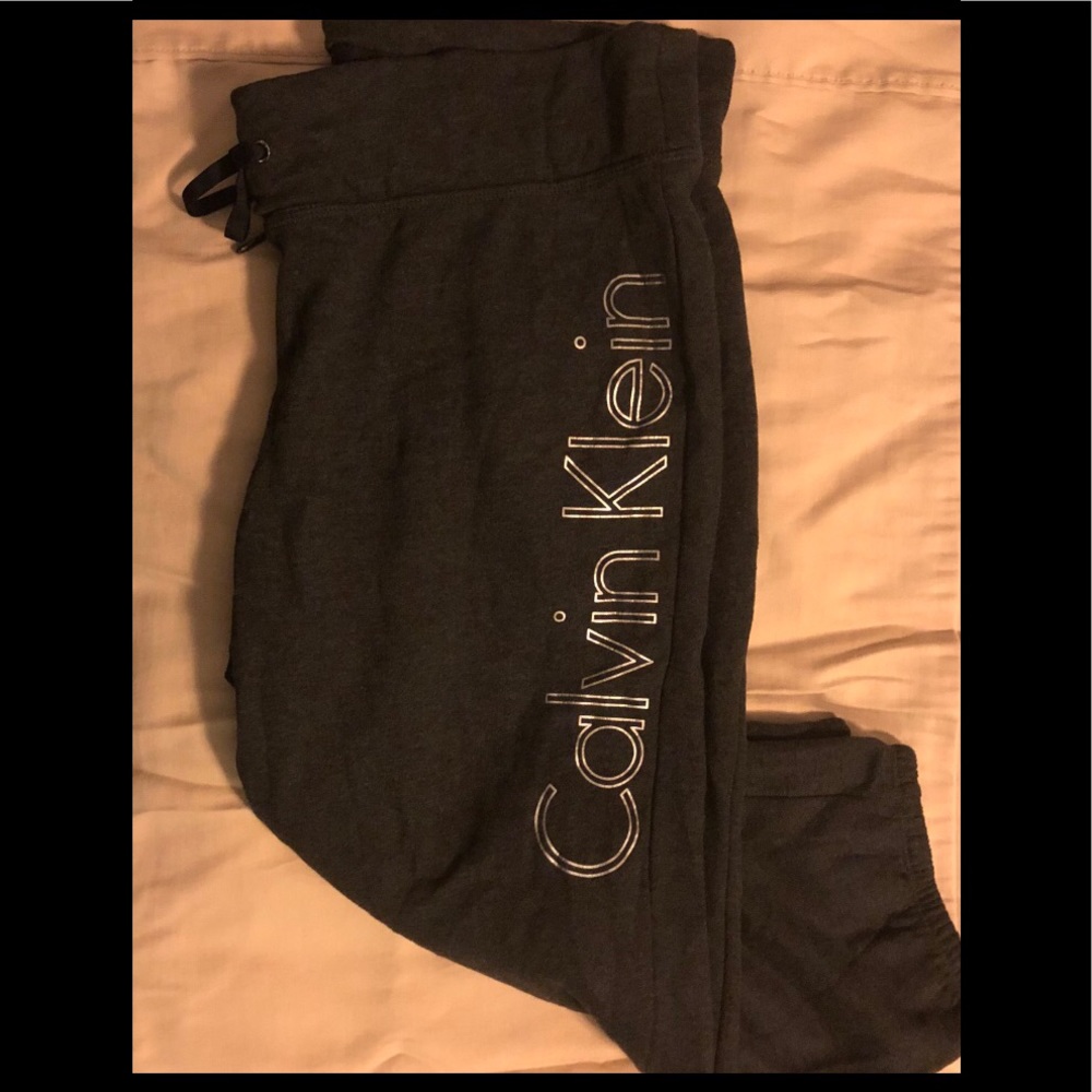 Calvin Klein Sweatpants. Elastic & Drawstring. XL